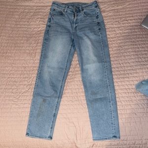 American Eagle mom jeans